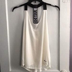 Women’s Nike tank 2X